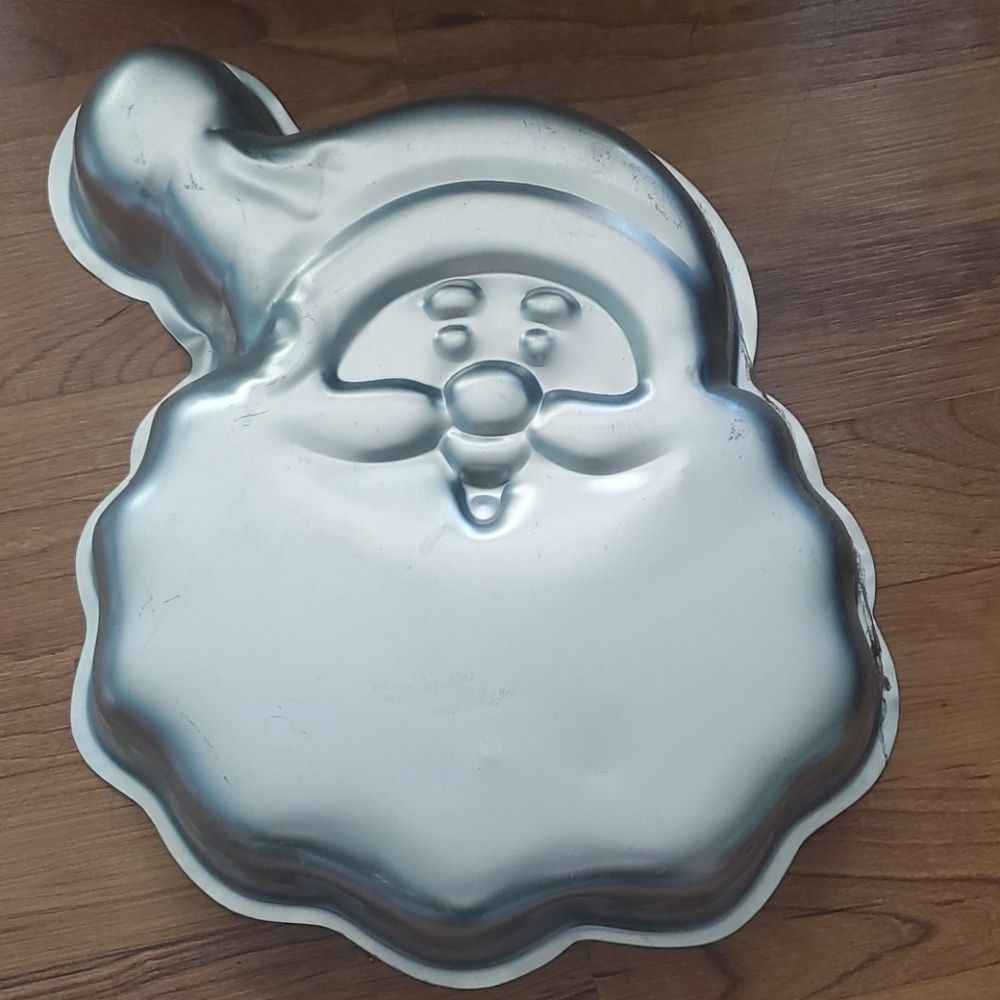 Wilton Vintage Santa 🎅  cake pan
